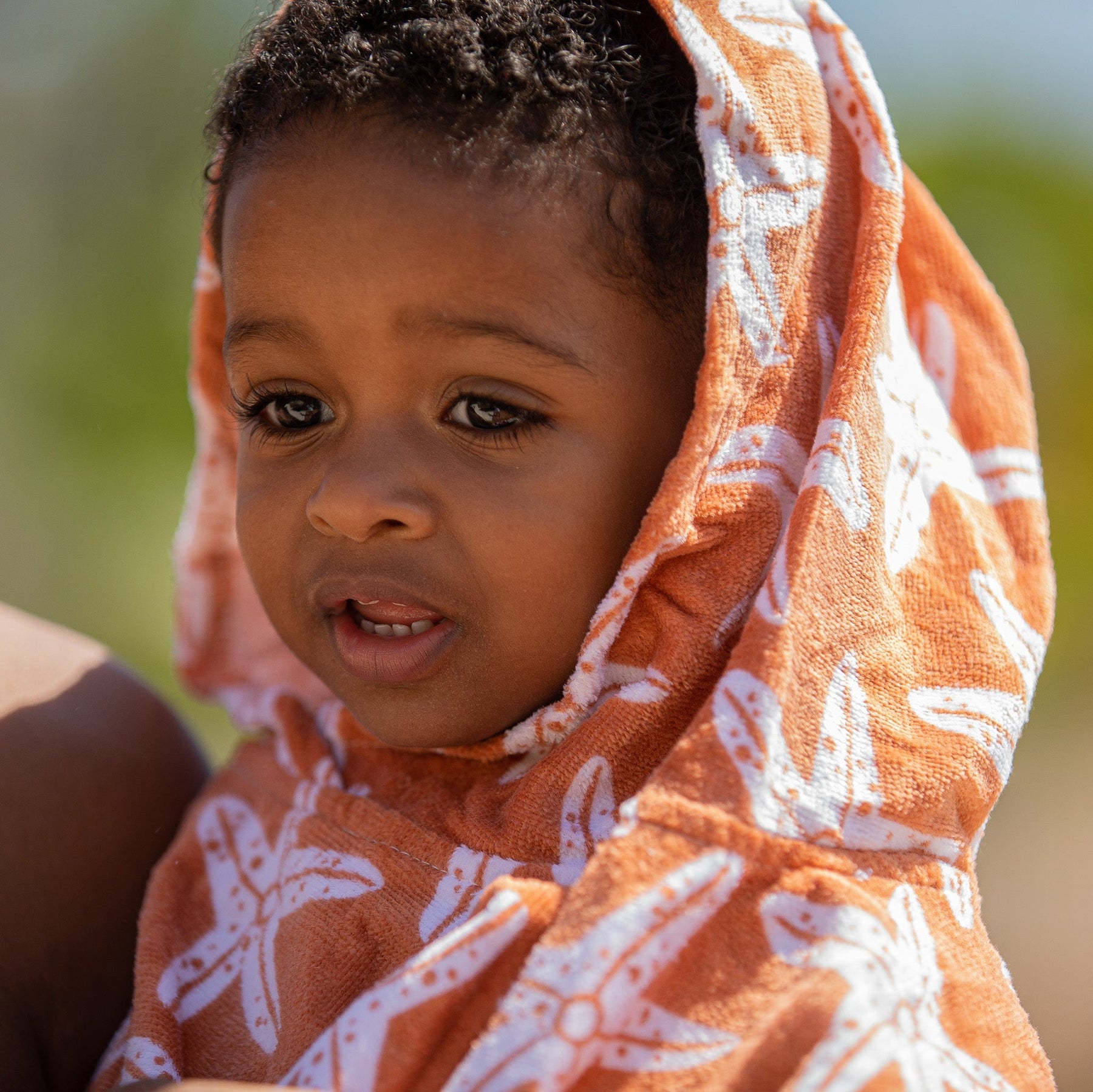 strandponcho-50x50-seastar-swim-essentials-5