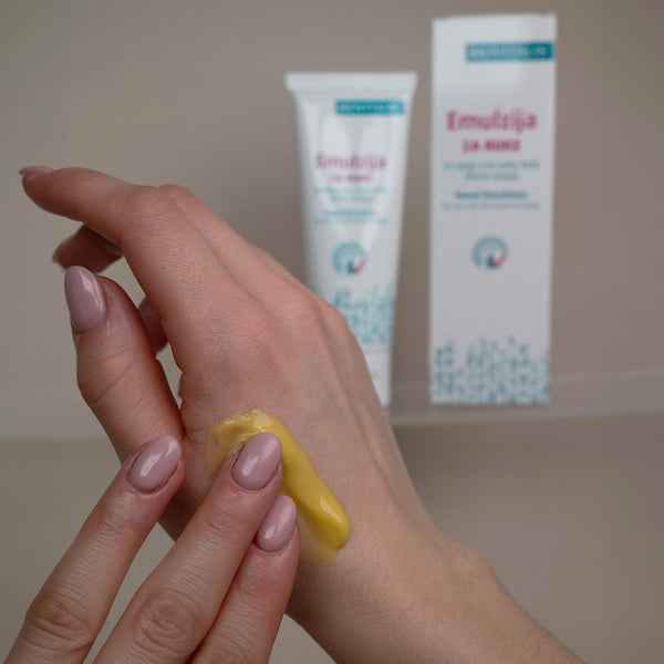 Hand emulsion for the care of very dry skin prone to atopy