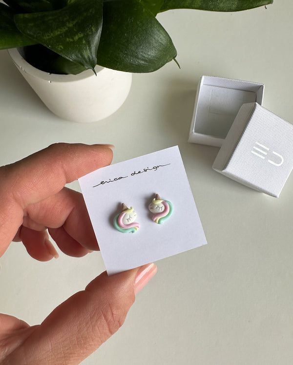 unicorn earrings | pre-orders until 12.4.