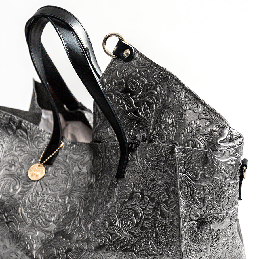 FLOW - Borsa in pelle laminata serigrafata silver