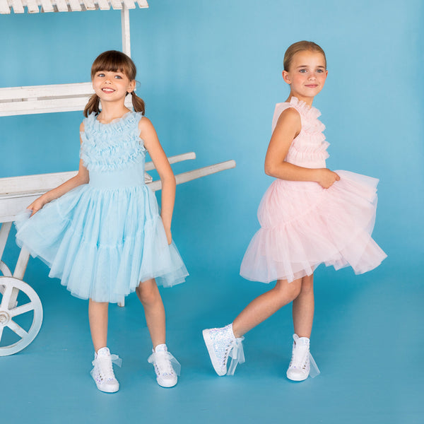 abito con rouches di tulle