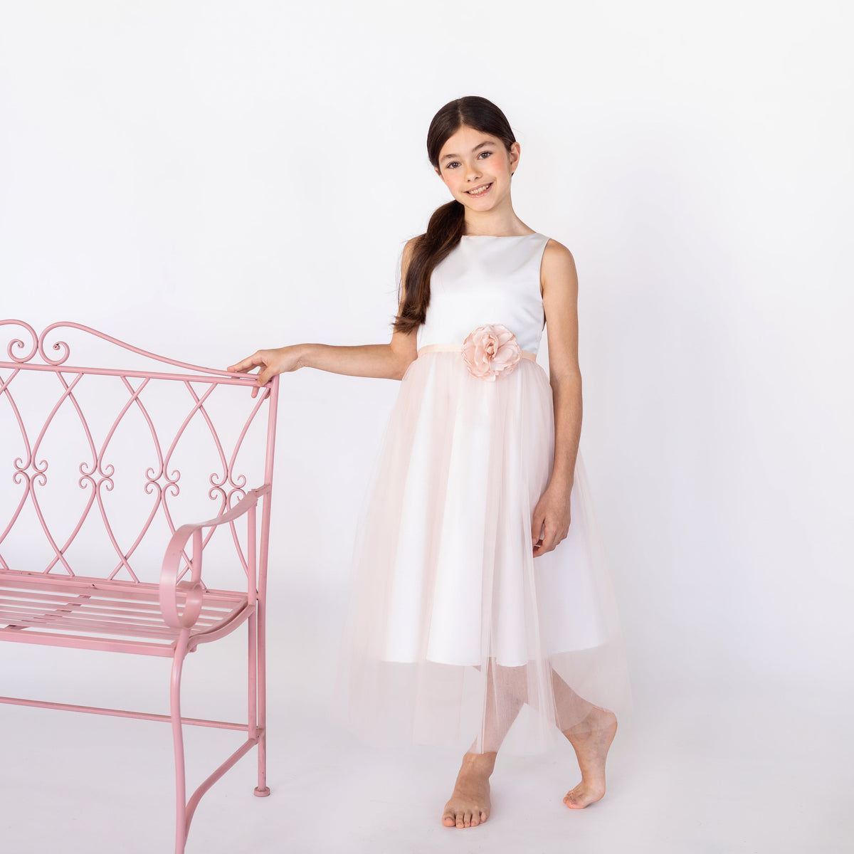 abito in tessuto mikado e gonna tulle rosa