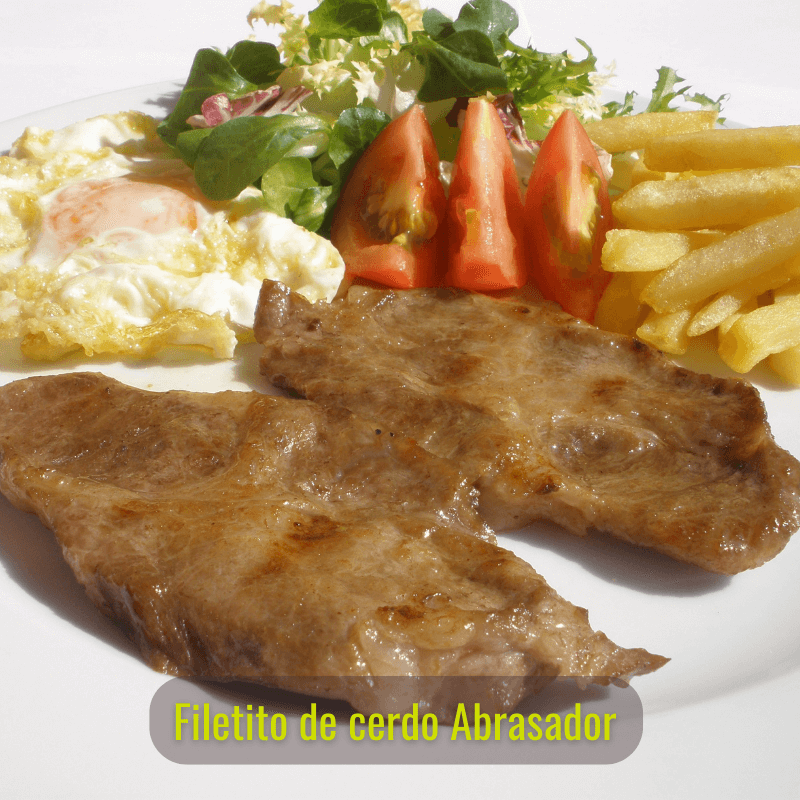 3 Bandejas de Filetes de aguja cerdo Abrasador, 2,400 kg.