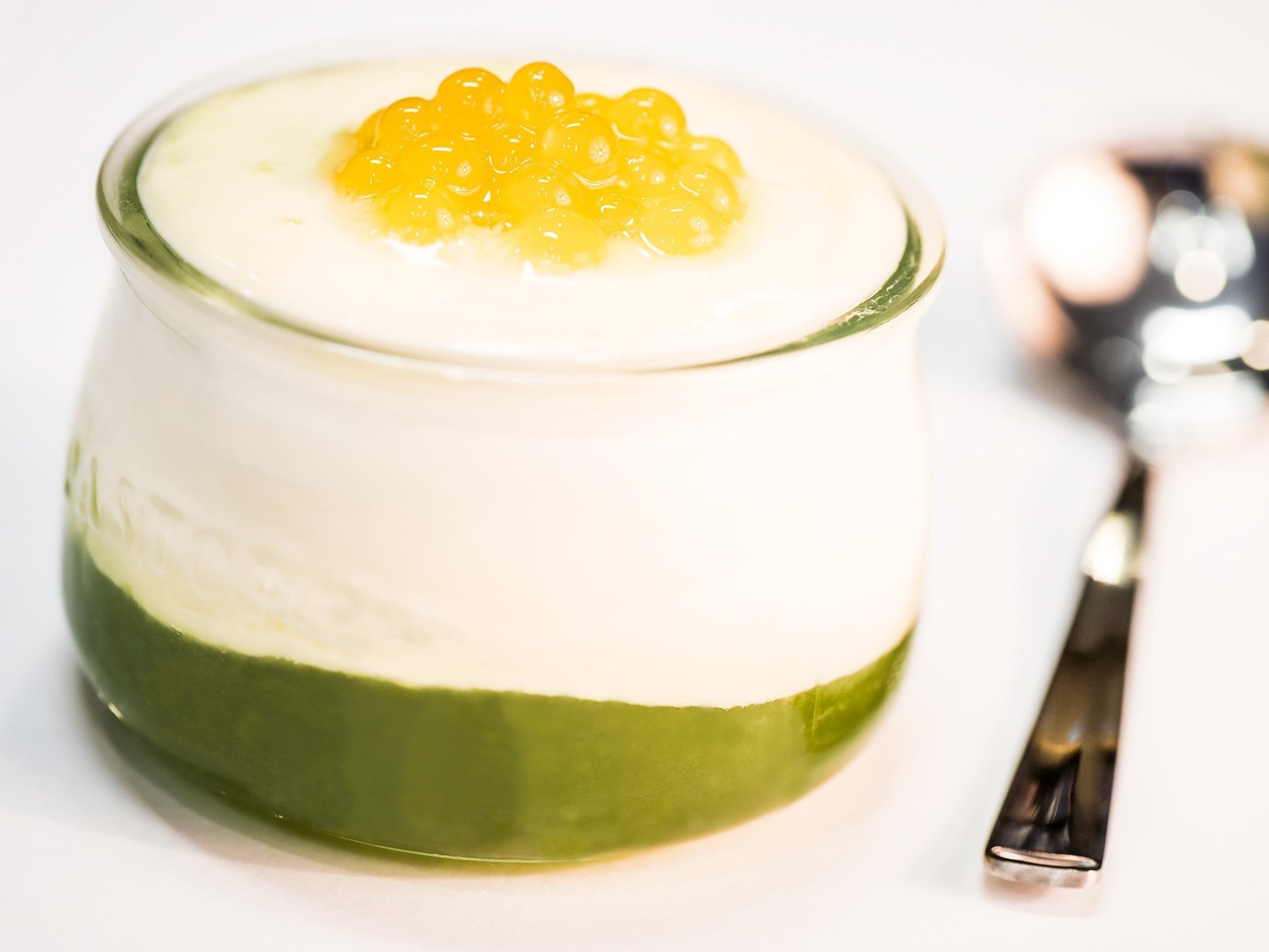 SPHERIKA, passion fruit spheres