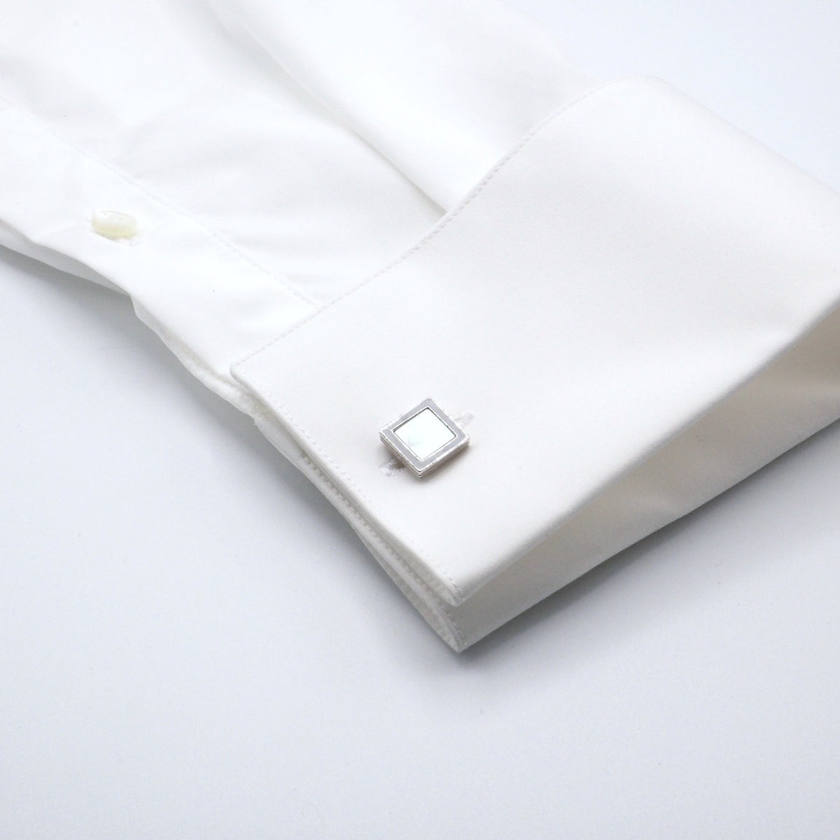 Elegante vierkante parelmoeren manchetknopen