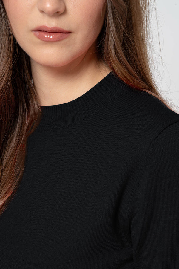 Basic Black Crew Neck Sweater