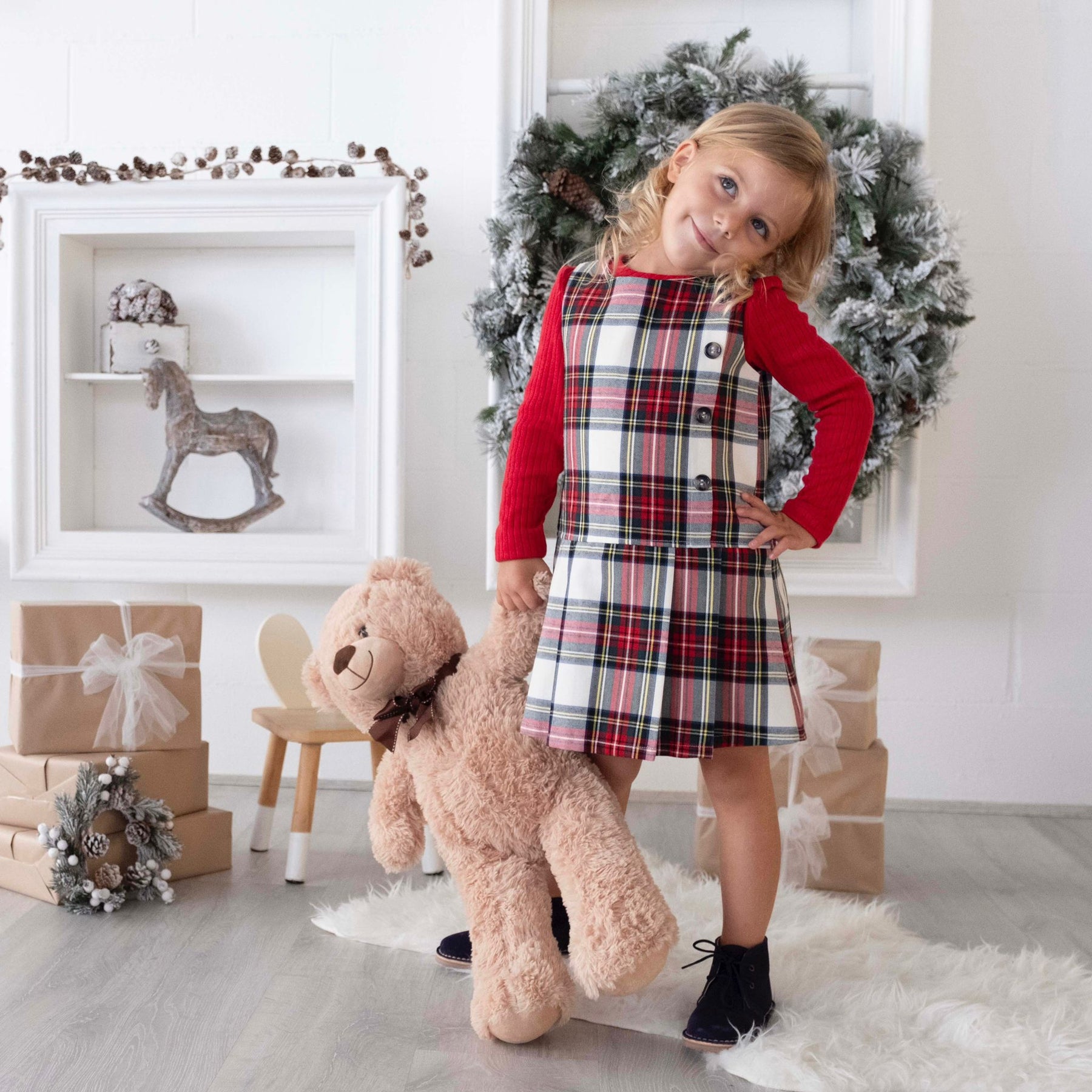 PLAID SLEEVELESS DRESS