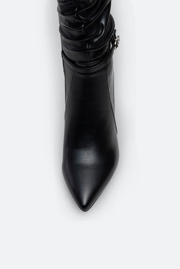 BOTA PRETA NATHALIE