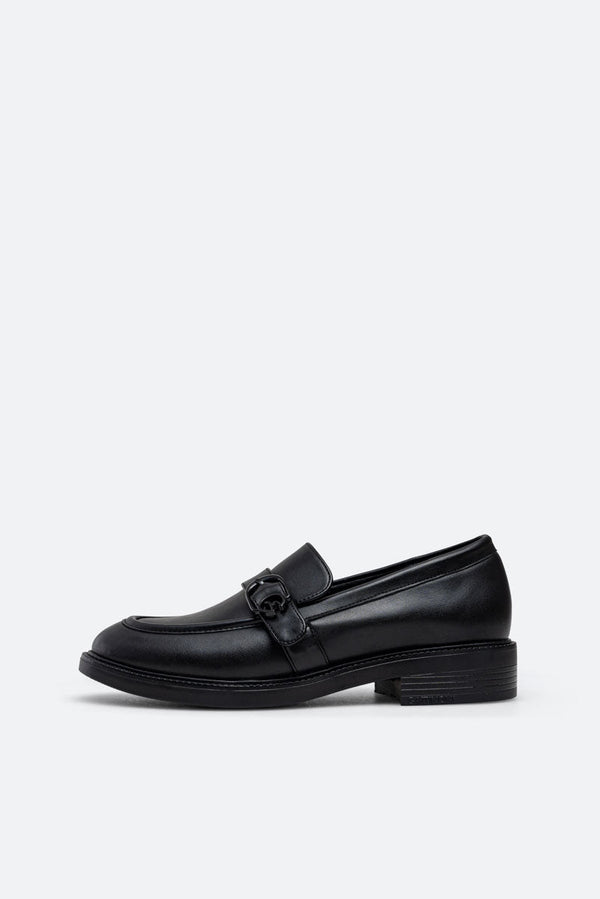 MOCASSIM PRETO EMPOEIRADO