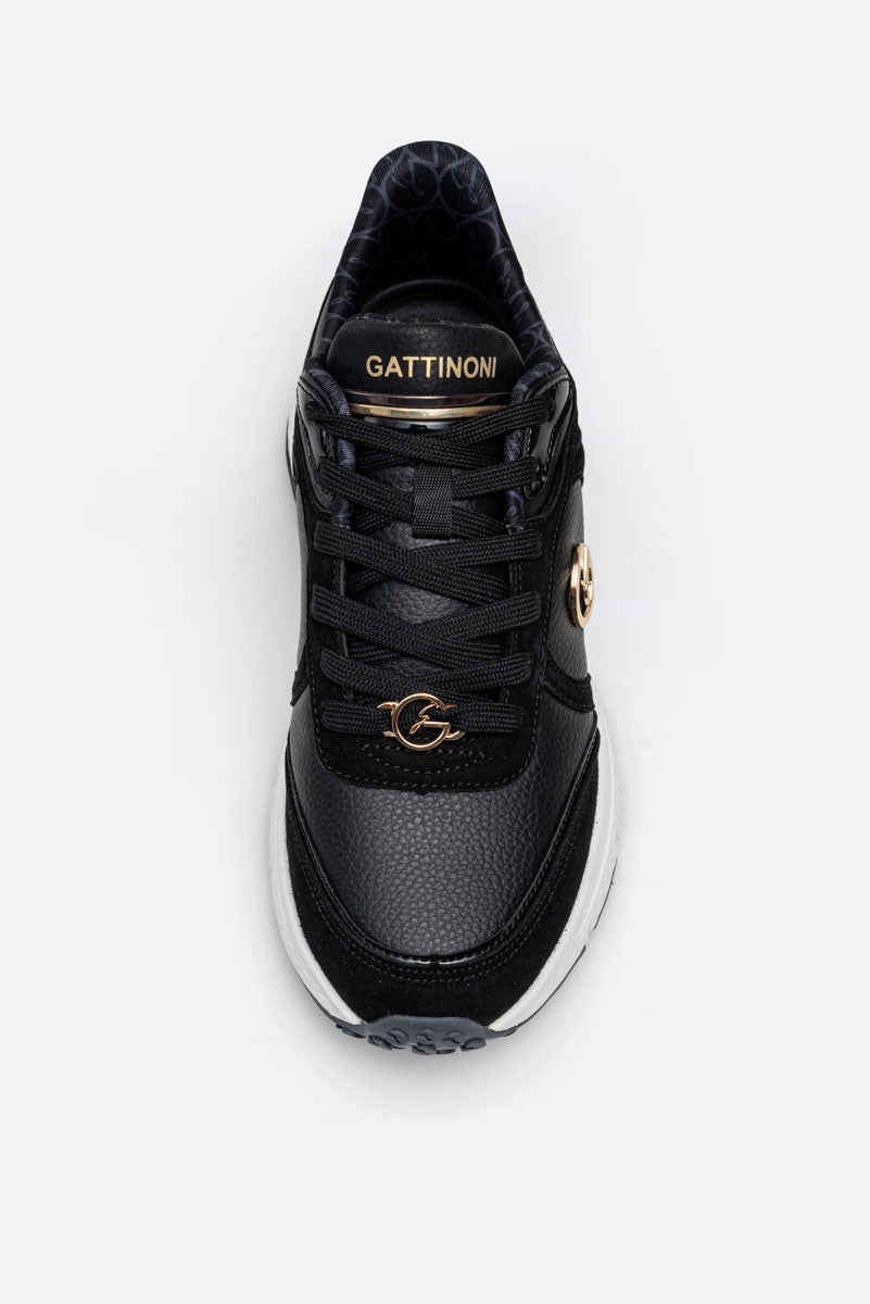 ZAPATILLAS LAURA NEGRAS