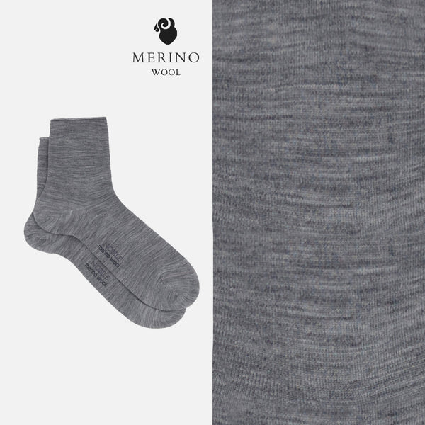 Ingrid – No-stress cuff Merino wool solid color socks