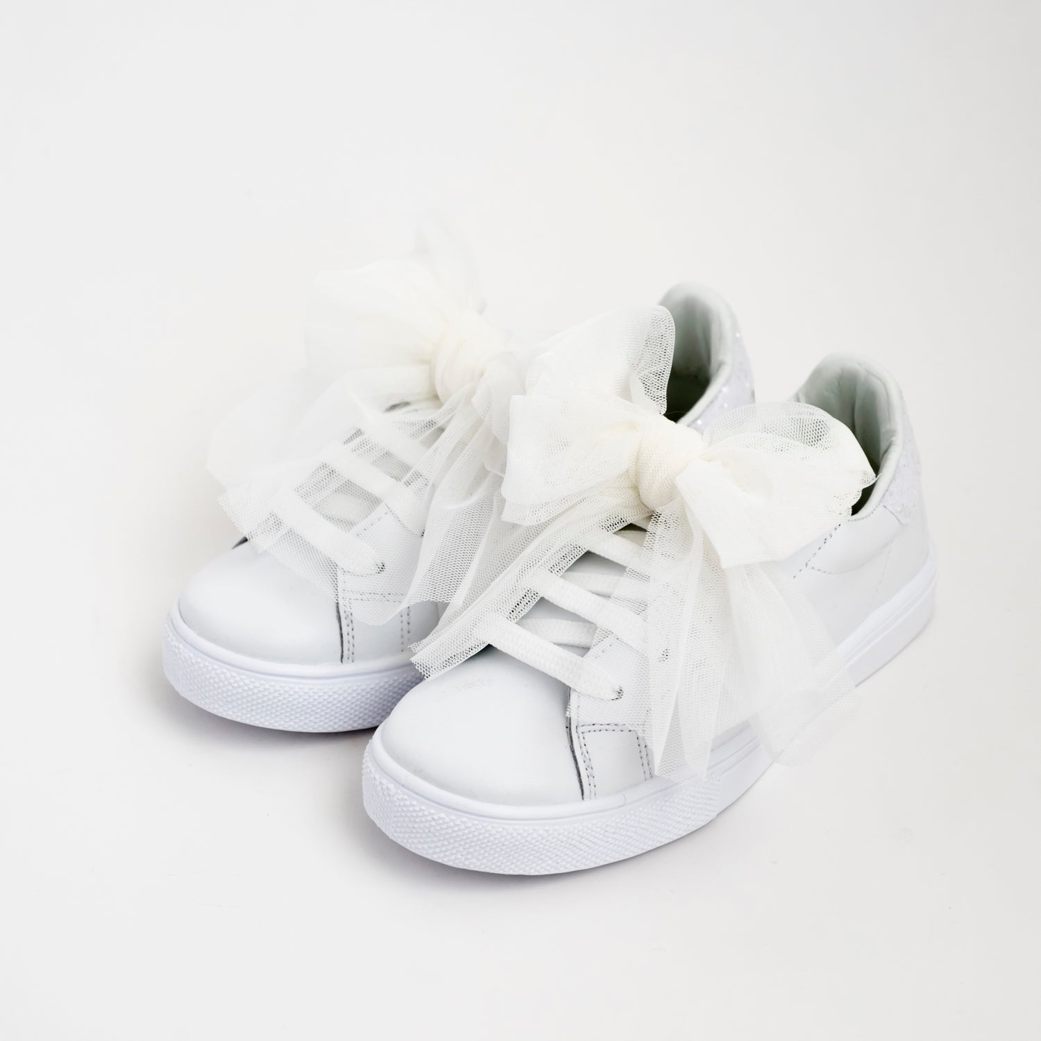 SNEAKERS WITH TULLE BOW