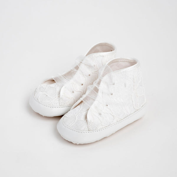 Scarpina da culla in pizzo