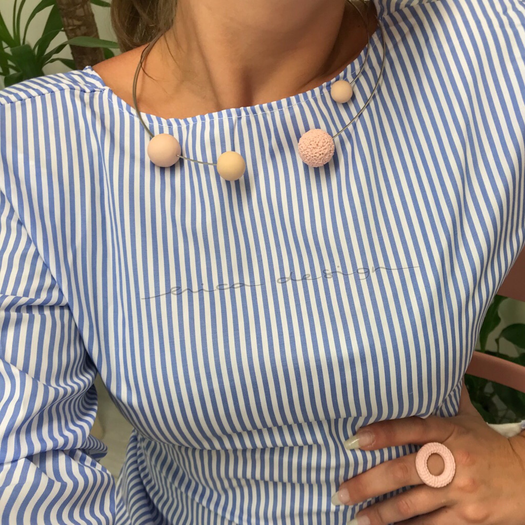 bulb . double | open necklace