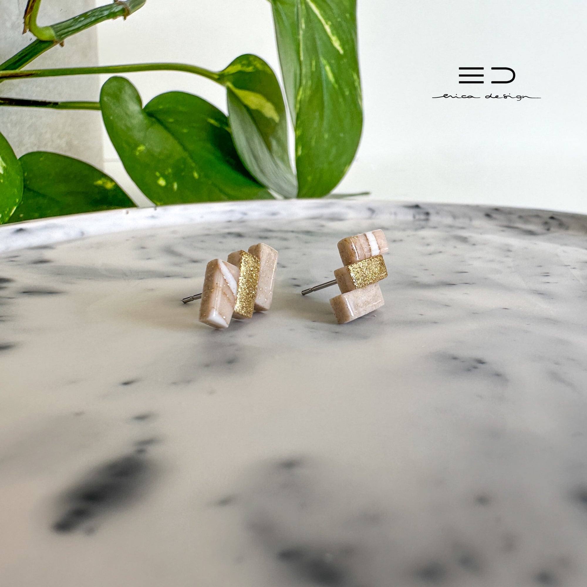 summertime marble | powdery gold | limited
