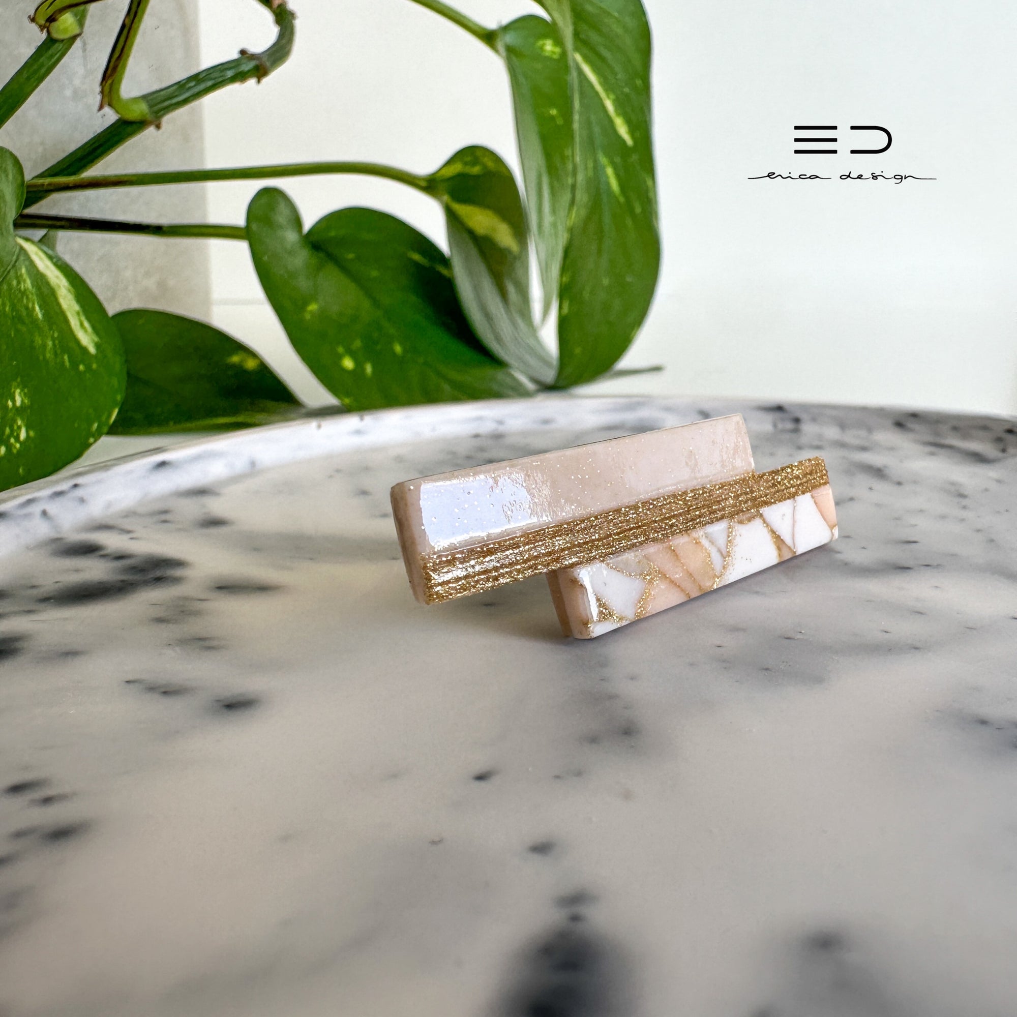 summertime marble | powdery gold | limited