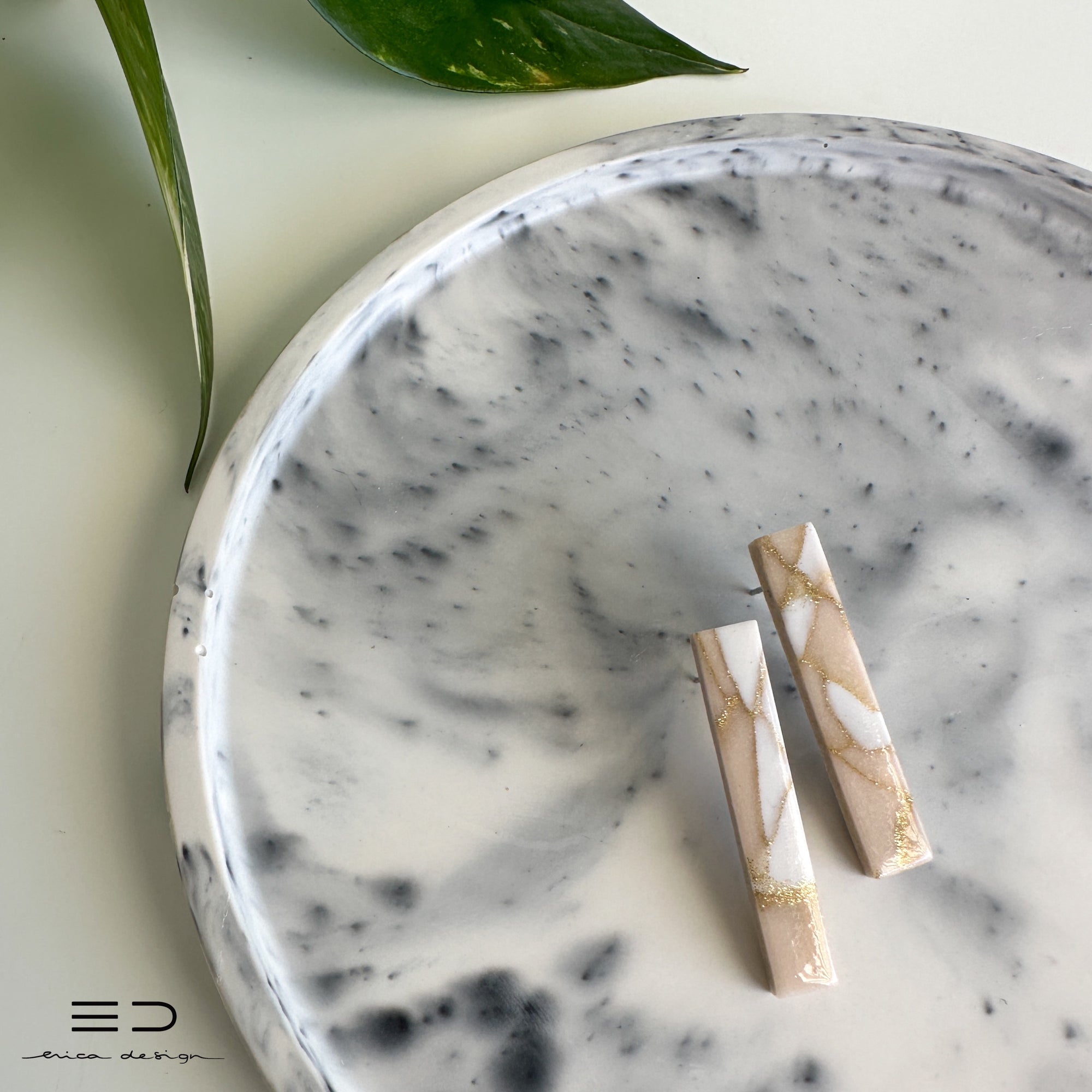 summertime marble | powdery gold | limited