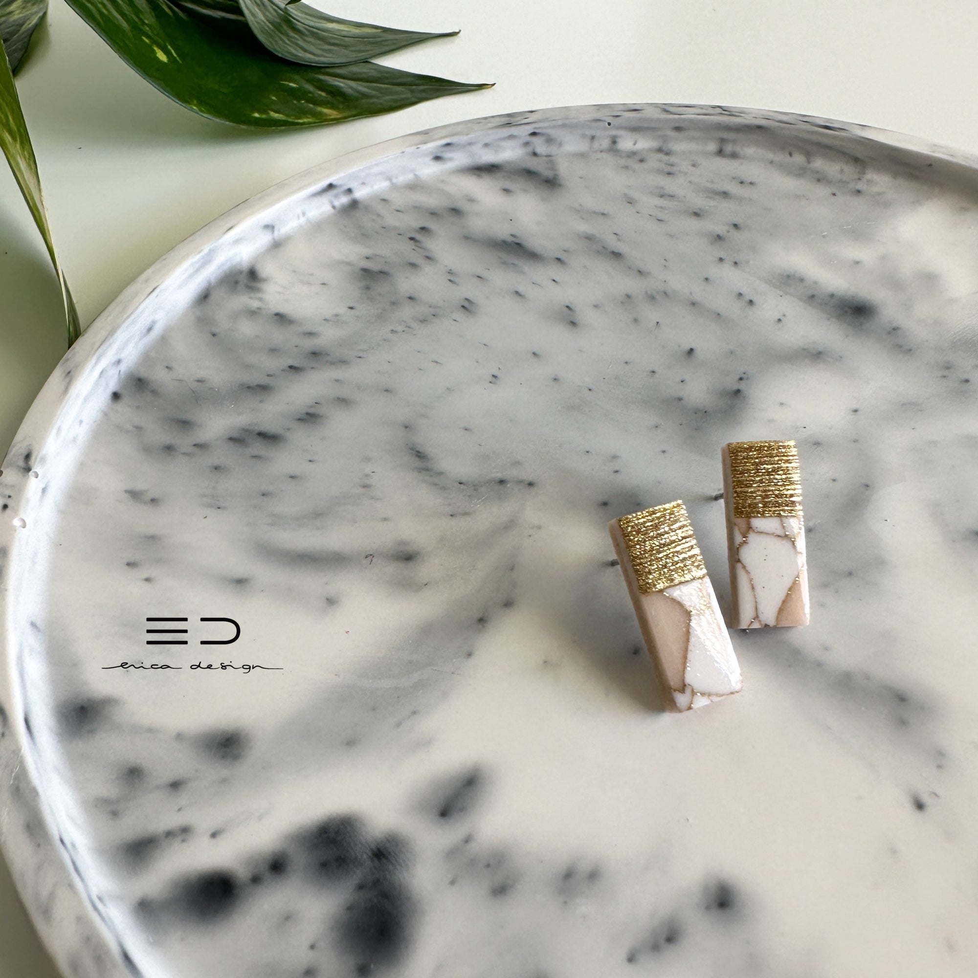 summertime marble | powdery gold | limited