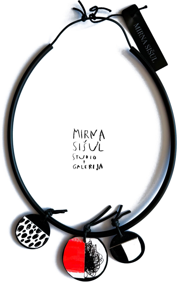 Necklace Black Queen 1,2,3