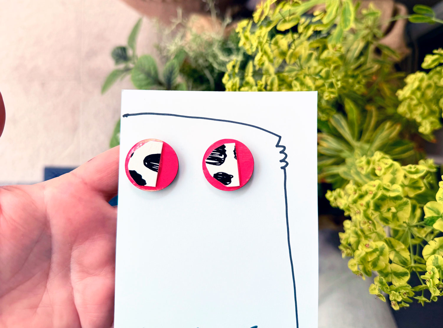 Dot earrings