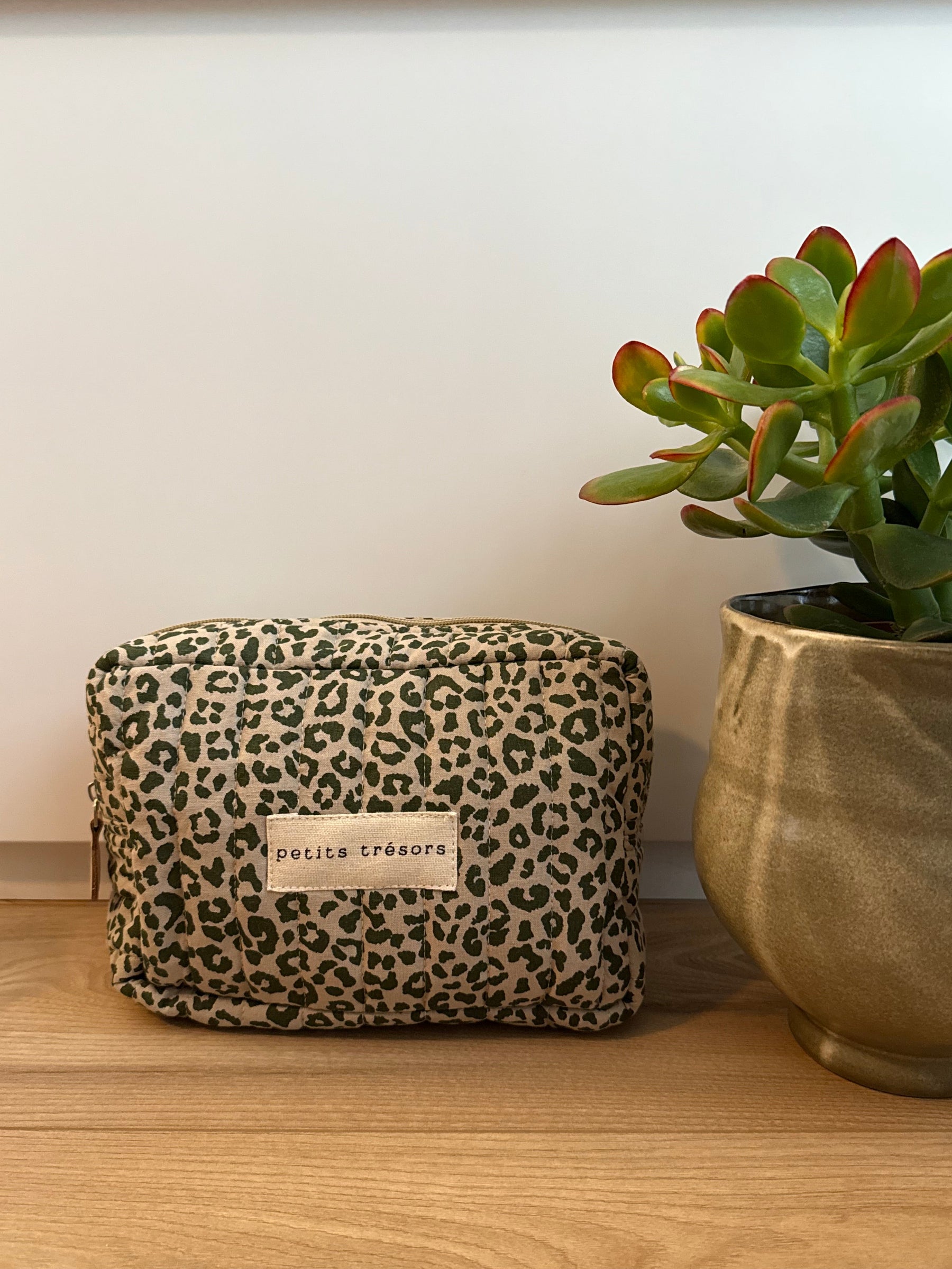 Emilienne Leopard Pouch