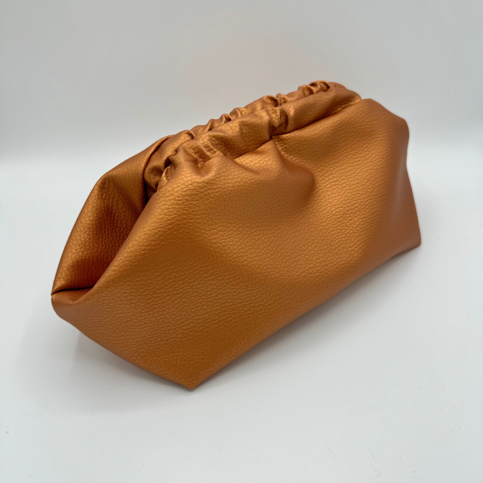 Bolsa de Eco-Couro Martelado
