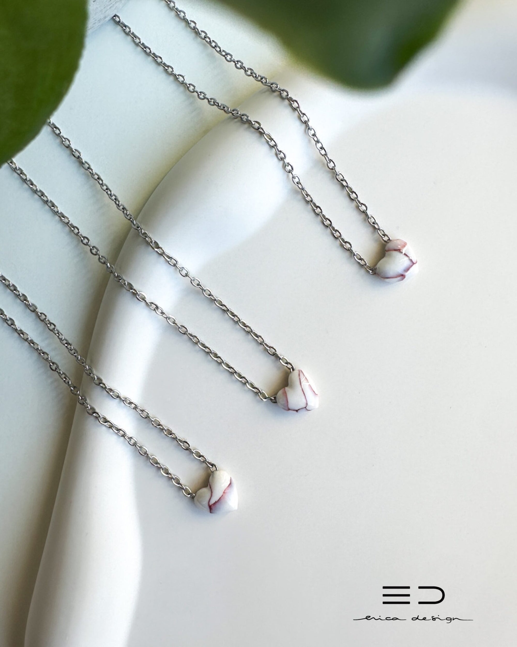 Marble Heart | Burgundy