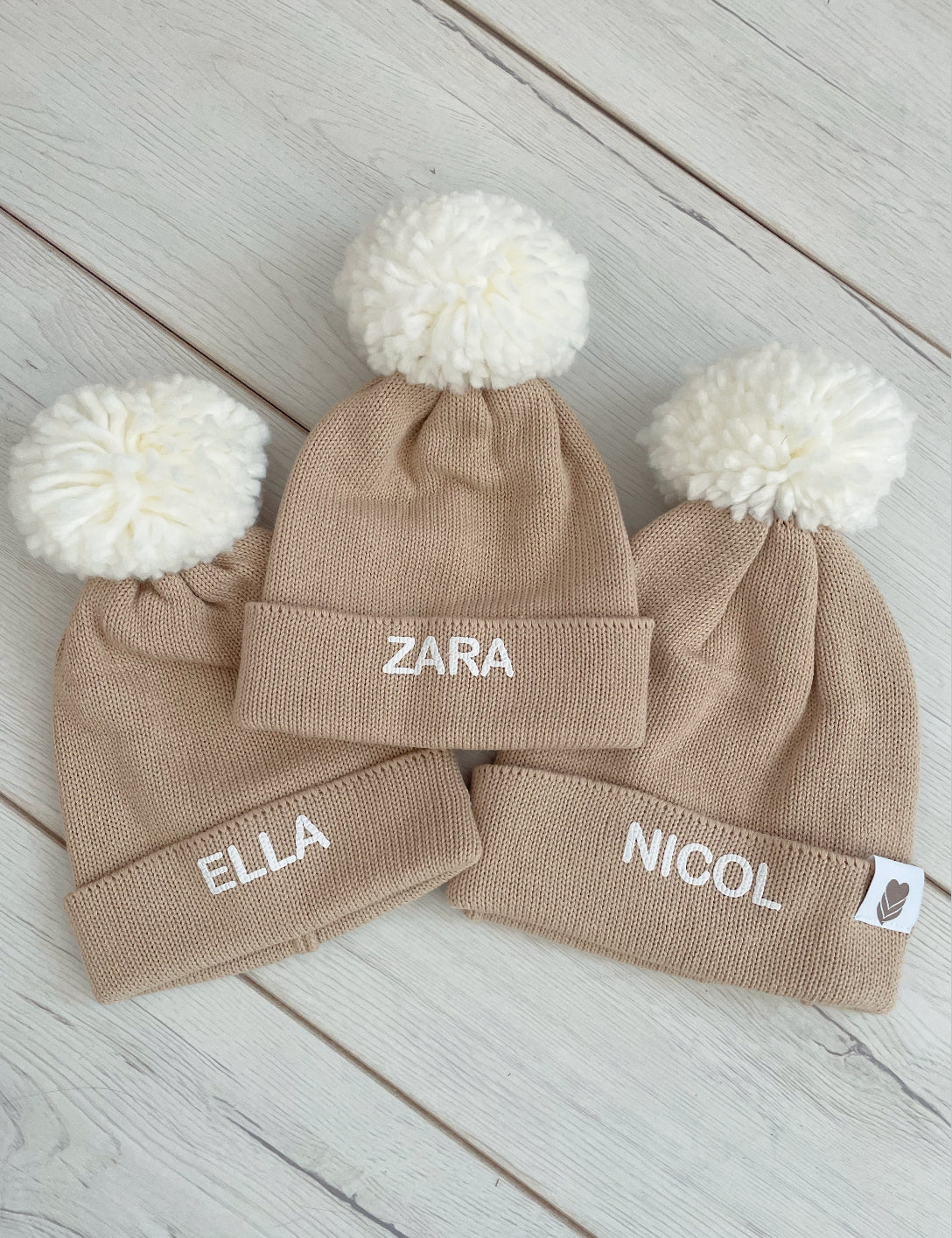 Pom Pom otroška zimska kapa