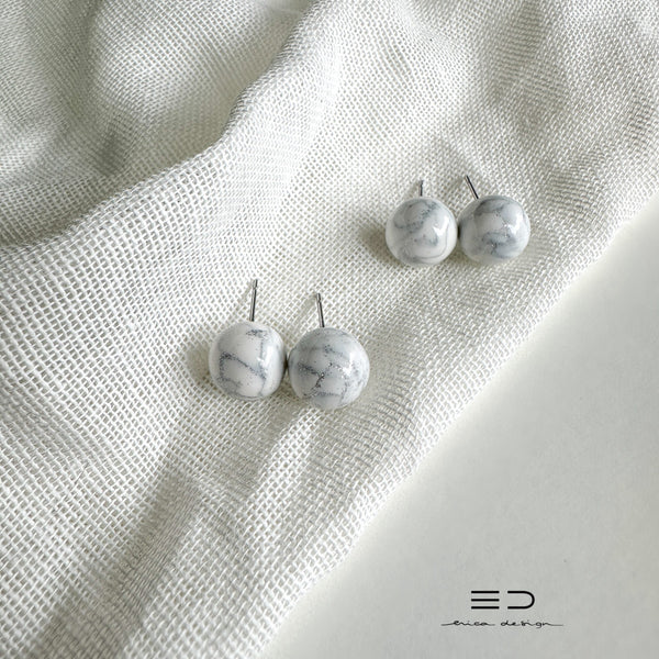 náušnice s guľôčkami | mramorová strieborná trblietka
