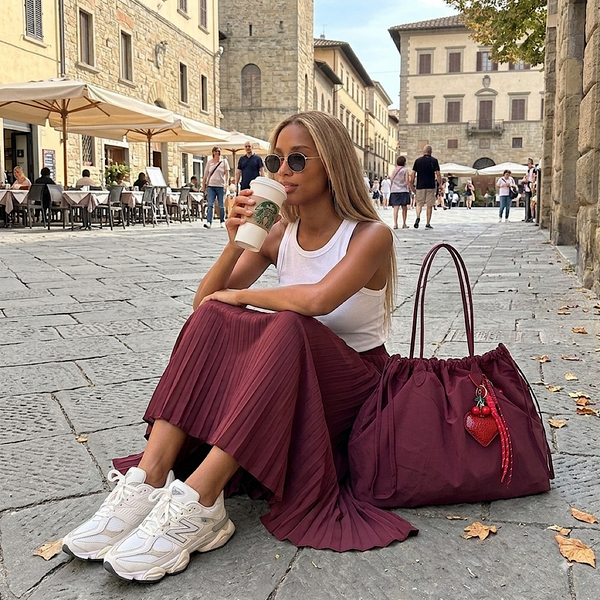 Fly Bag in Wine Color