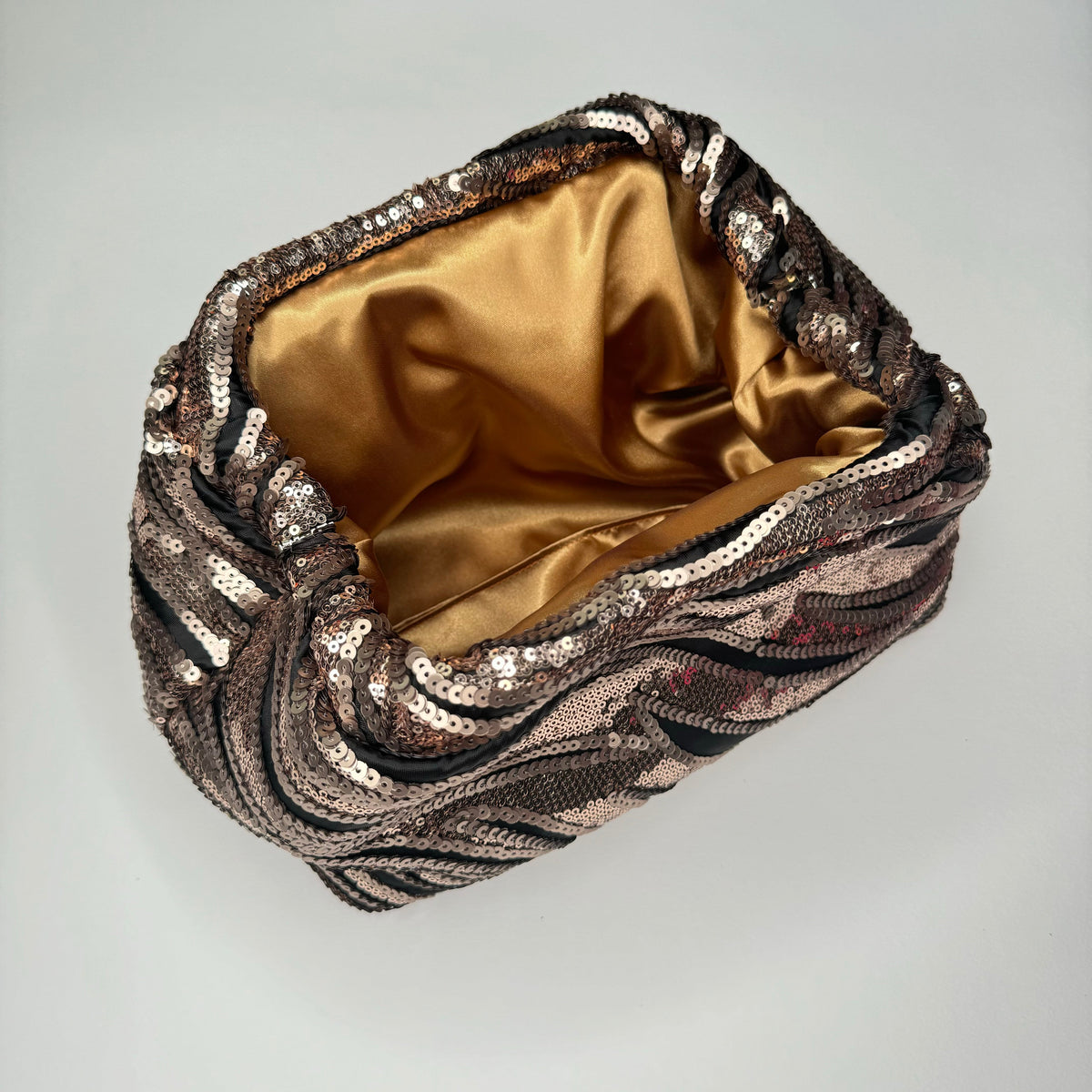 Paillettes Pouch