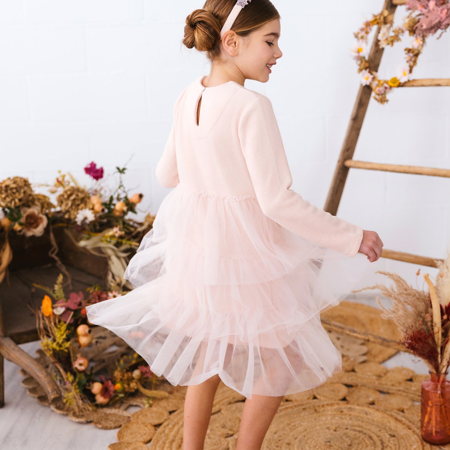 ABITO CON BALZE IN TULLE