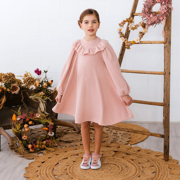 ABITO SCAMPANATO CON ROUCHES