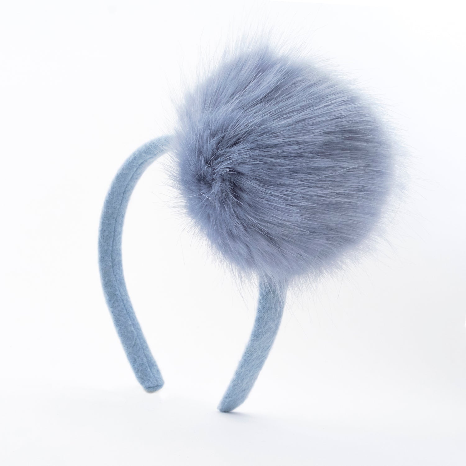 HEADBAND WITH POM POM