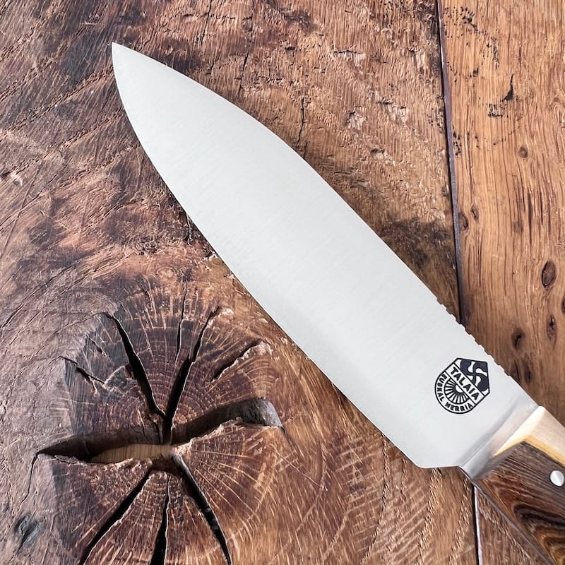 IRATY-couteau-basque-de-table-pistachier