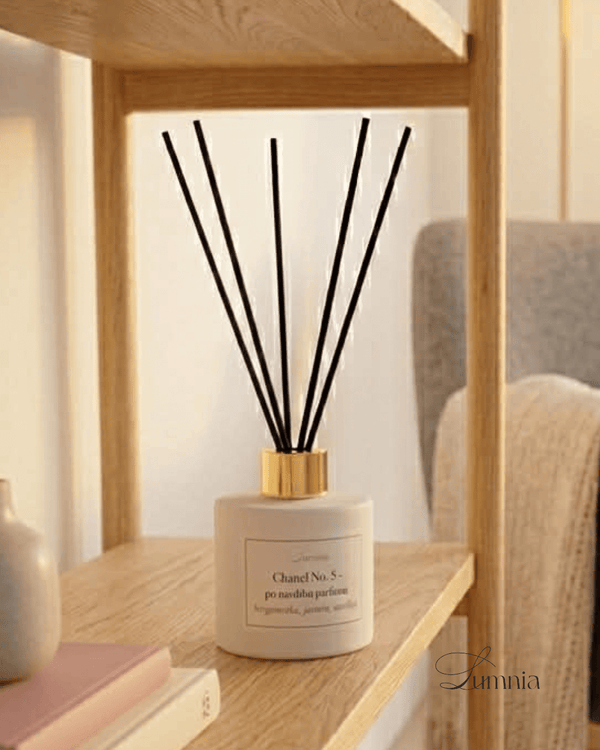 Aroma Lumnia inspiré par le parfum Chanel No.5.