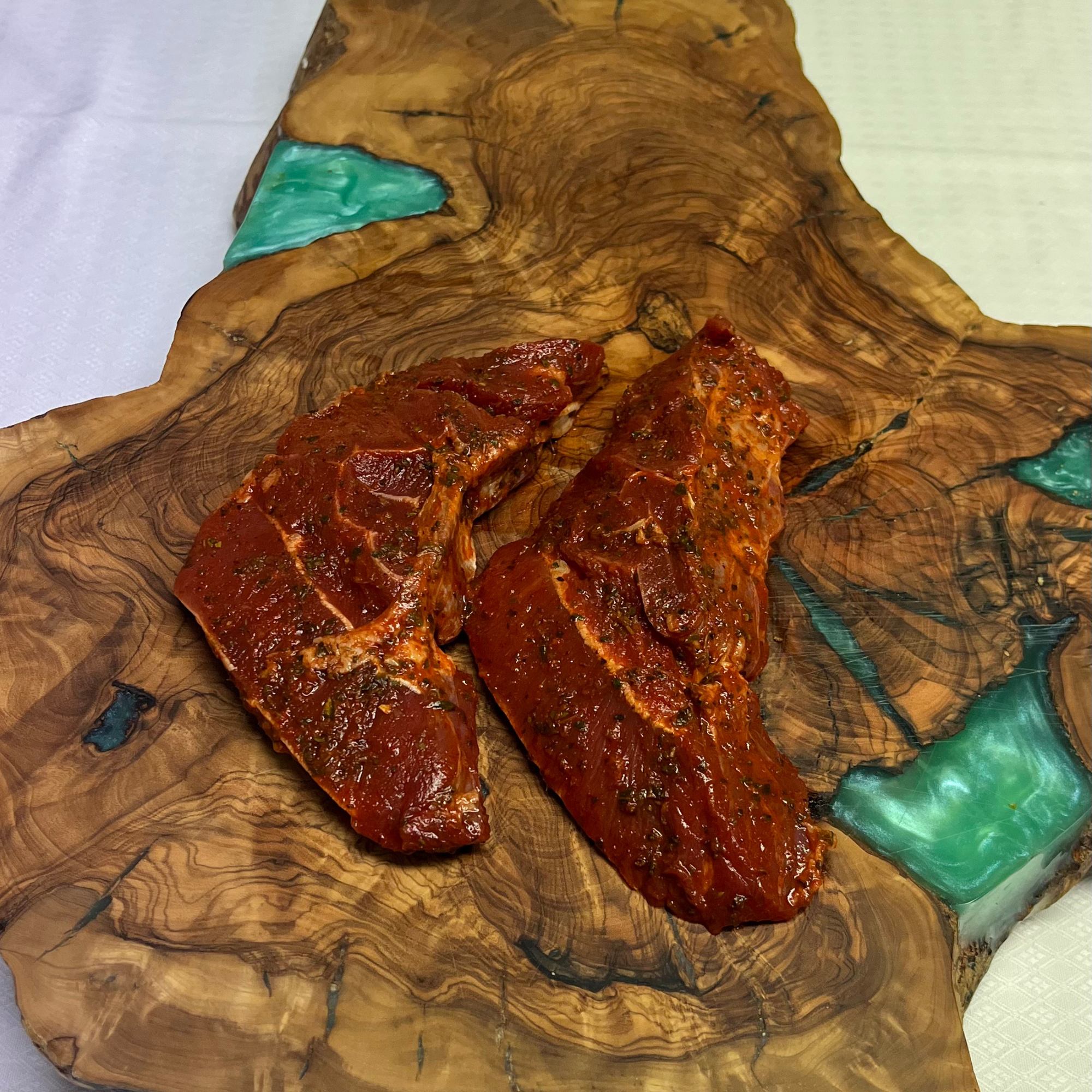 Sliced marinated ham, 800 g tray.