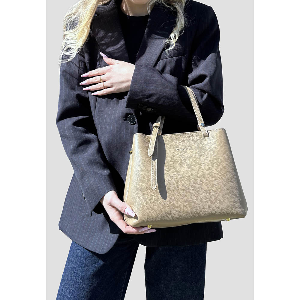 Elegant Women's Handbag in Hammered Leather with Shoulder Strap - ART. K103