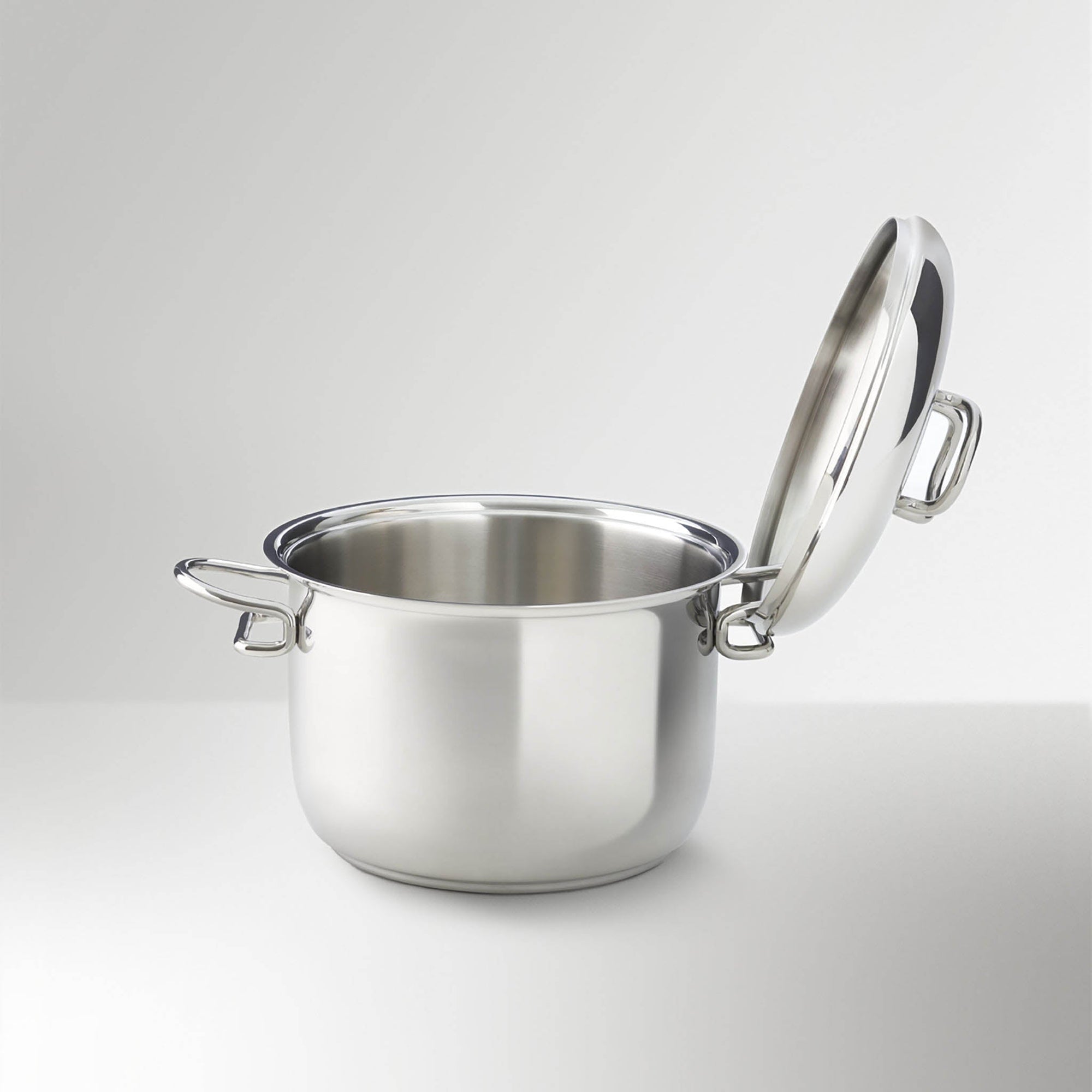 KAREN - 24 cm SAUCEPAN WITH LID - SERAFINO ZANI
