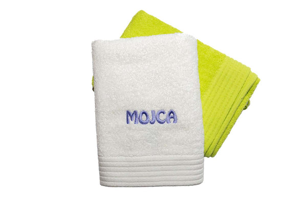 Towel with the inscription Mom