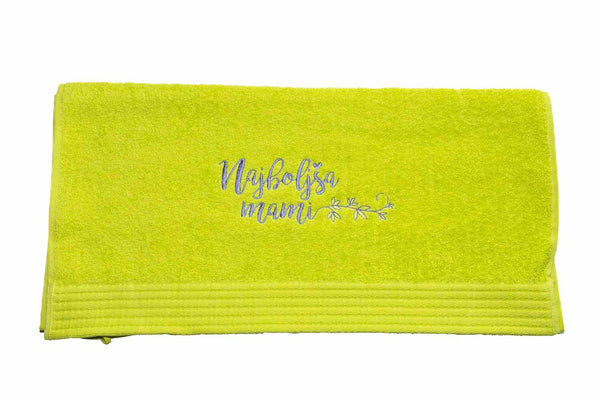Towel with the inscription Mom