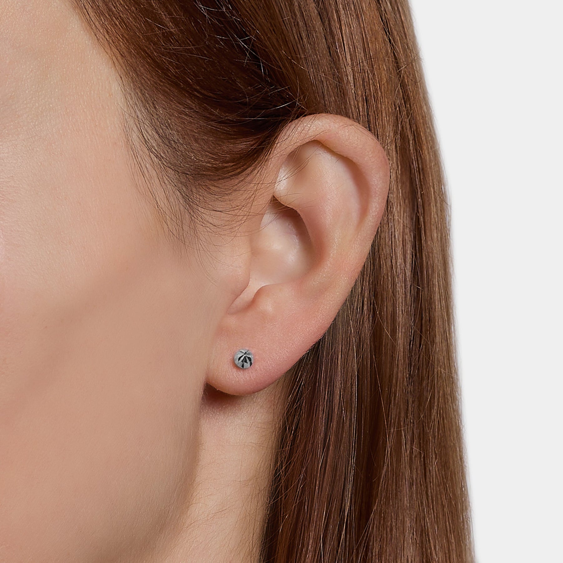 Rhodium-plated Silver Stud Earrings LC104