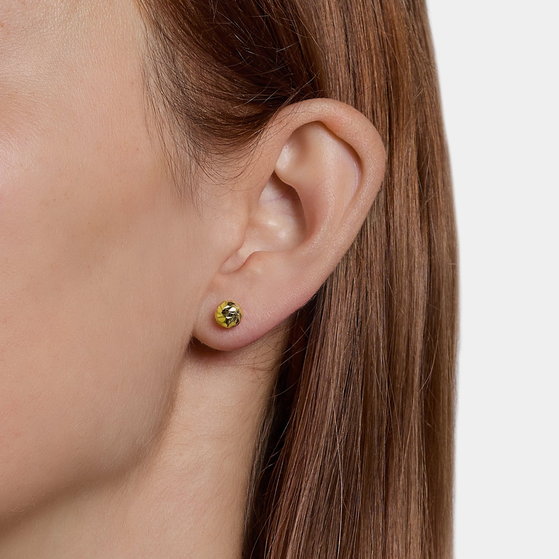 Yellow gold plated silver stud earrings LC108