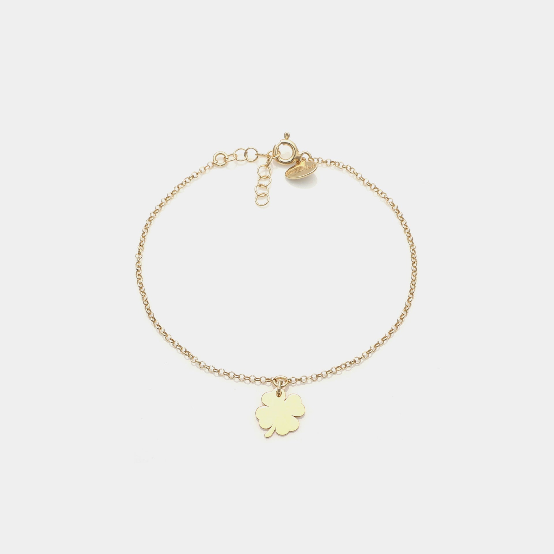 Gold-plated silver bracelet with classic four-leaf clover pendant