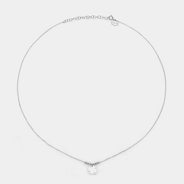 Collana argento rodiato con centrale quadrifoglio pendente e 3 sfere sfaccettate ai lati
