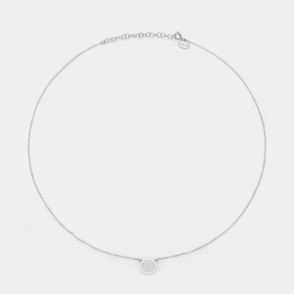 Rhodium-plated silver necklace with central disc and shamrock