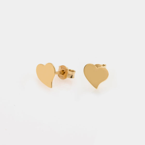 Pendientes de plata chapados en oro en forma de corazón torcido