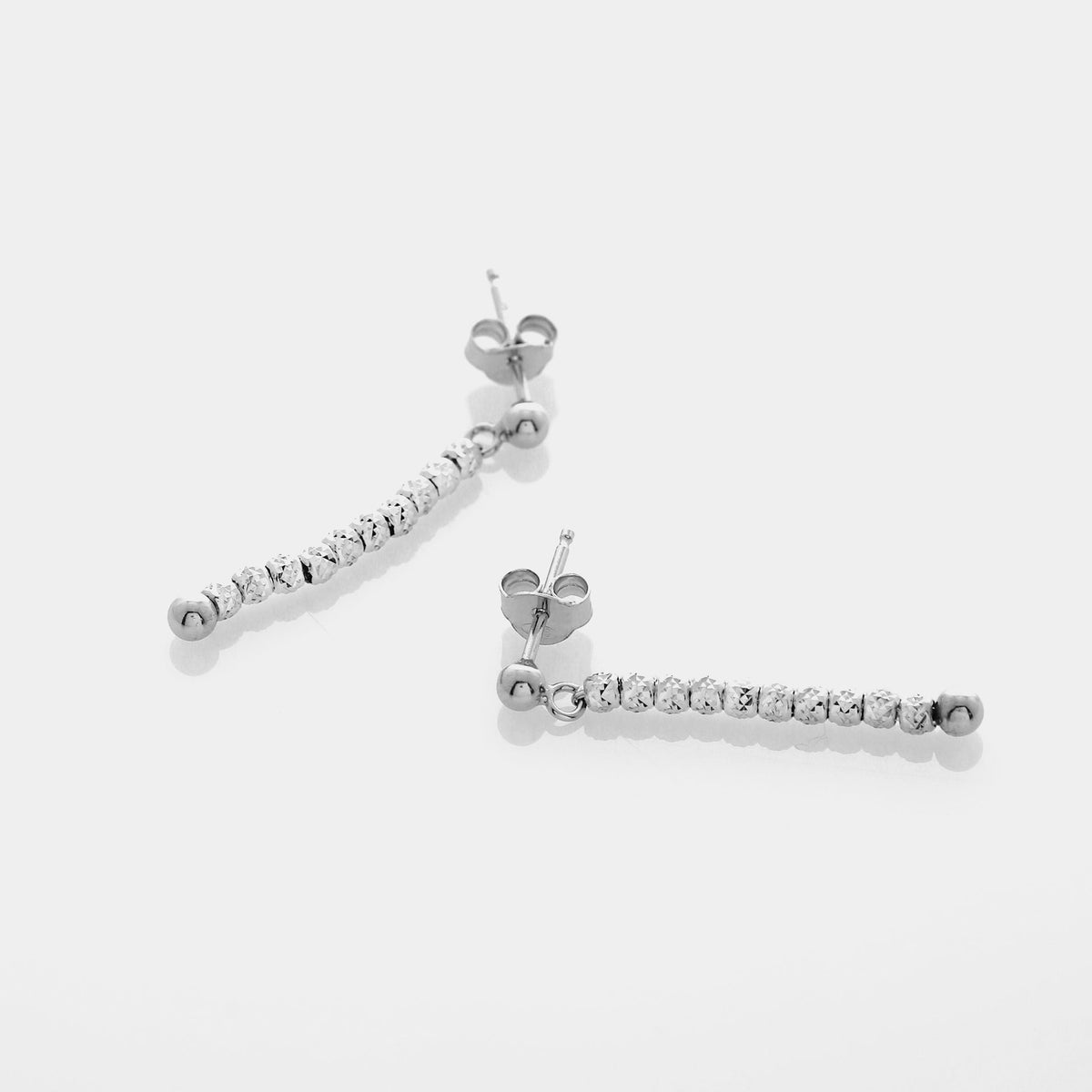 Natural silver dangling earrings ref. LC93