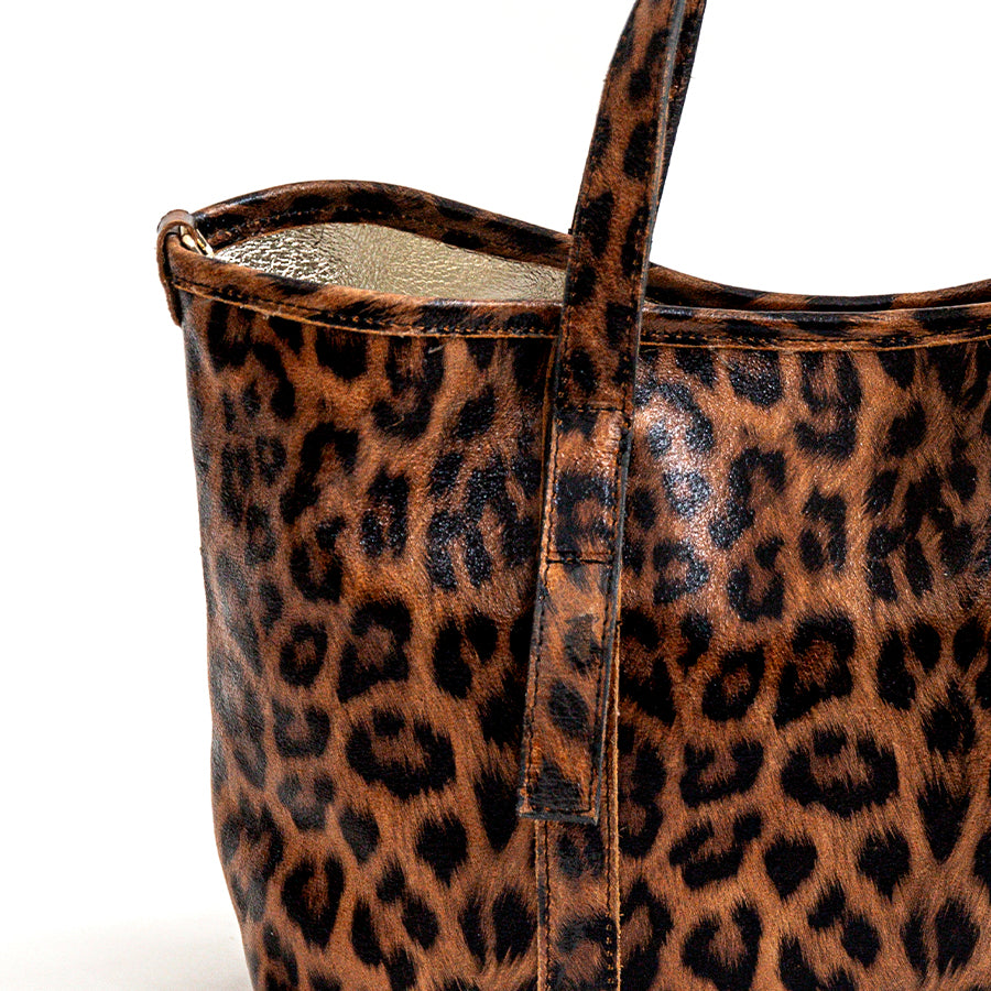 LEOPARD MAXI - Maxi shopping bag in animal print leather