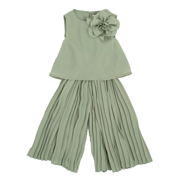 TUTA CON PANTALONE PLISSE'